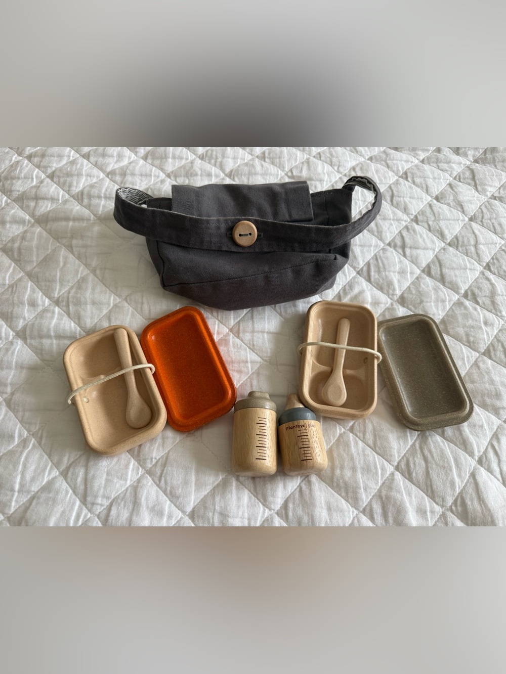 Plan toys/Potterybarn kids bang doll toy feeding set